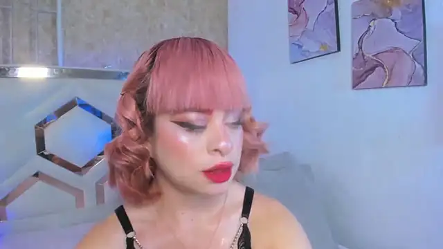 Snapshot of Venuss1_ chatting on November 28, 6:35 am Venuss1 online show from November 28, 6:35 am