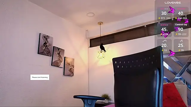 Snapshot of Rossi_ss1 chatting on October 21, 3:39 am Rossi ss1 online show from October 21, 3:39 am