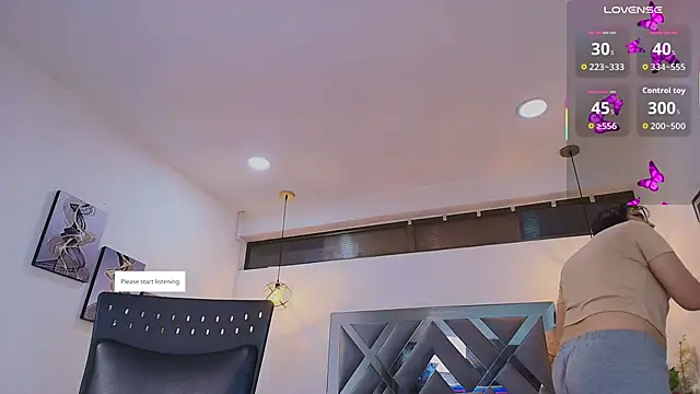 Snapshot of Rossi_ss1 chatting on November 18, 4:16 am Rossi ss1 online show from November 18, 4:16 am