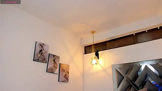 Snapshot of Rossi_ss1 chatting on October 25, 4:00 am Rossi ss1 online show from October 25, 4:00 am