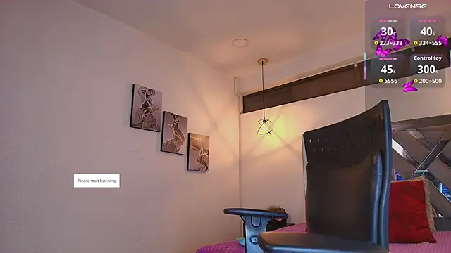 Snapshot of Rossi_ss1 chatting on November 7, 4:28 am Rossi ss1 online show from November 7, 4:28 am