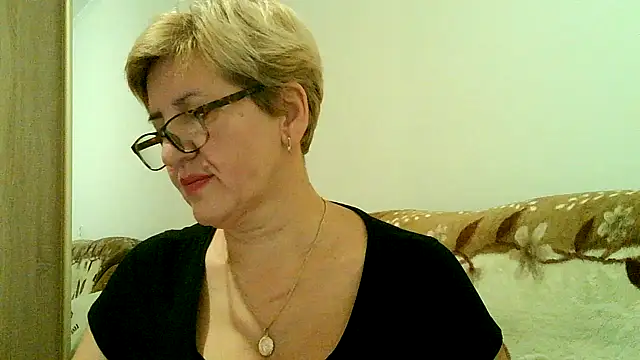 Snapshot of Dana4921 chatting on November 16, 5:06 pm Dana4921 online show from November 16, 5:06 pm