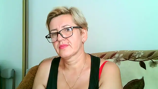 Snapshot of Dana4921 chatting on September 12, 1:22 pm Dana4921 online show from September 12, 1:22 pm