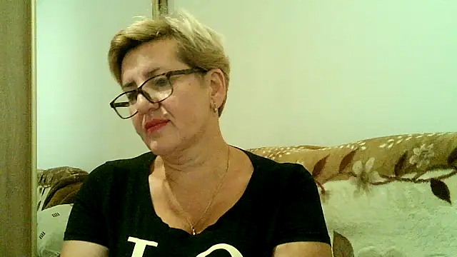 Snapshot of Dana4921 chatting on October 28, 6:07 pm Dana4921 online show from October 28, 6:07 pm