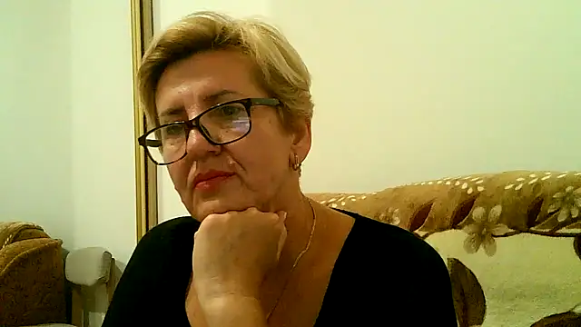 Snapshot of Dana4921 chatting on September 18, 5:27 pm Dana4921 online show from September 18, 5:27 pm