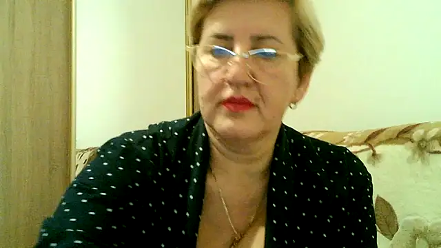 Snapshot of Dana4921 chatting on November 28, 5:24 pm Dana4921 online show from November 28, 5:24 pm