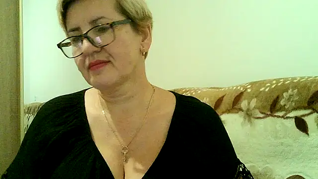 Snapshot of Dana4921 chatting on November 9, 5:50 pm Dana4921 online show from November 9, 5:50 pm