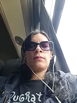 Snapshot of kim_lebanon chatting on October 20, 4:07 pm kim lebanon online show from October 20, 4:07 pm