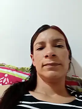 kim lebanon online show from February 12, 9:36 pm