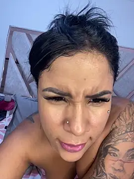 MarianaaSantos online show from April 5, 6:20 am