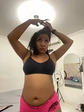 MarianaaSantos online show from April 2, 3:02 am