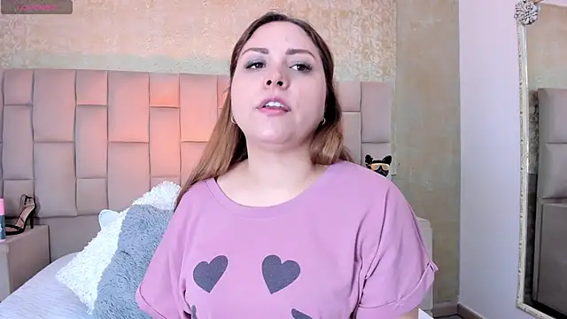 cloesummerr  online show from November 3, 1:47 pm