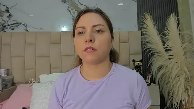 cloesummerr  online show from March 5, 1:30 pm