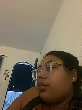 Snapshot of cariocasafada chatting on April 2, 3:57 am cariocasafada online show from April 2, 3:57 am