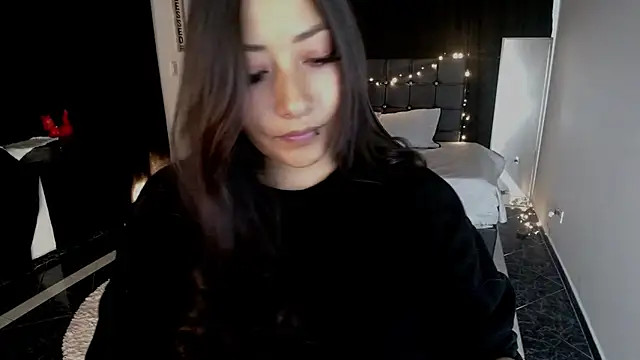Snapshot of Mia_1120 chatting on September 12, 11:37 pm Mia 1120 online show from September 12, 11:37 pm