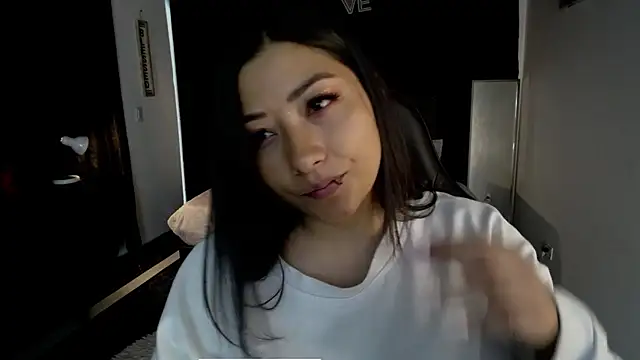 Snapshot of Mia_1120 chatting on September 9, 5:33 pm Mia 1120 online show from September 9, 5:33 pm