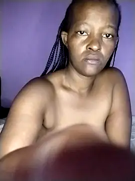 curvyyyyBabe online show from December 2, 10:00 pm