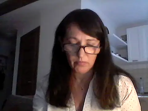 Elena48324 online show from October 4, 1:23 pm