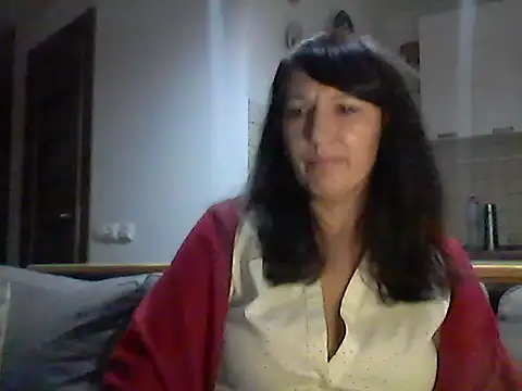 Elena48324 online show from November 3, 6:33 pm