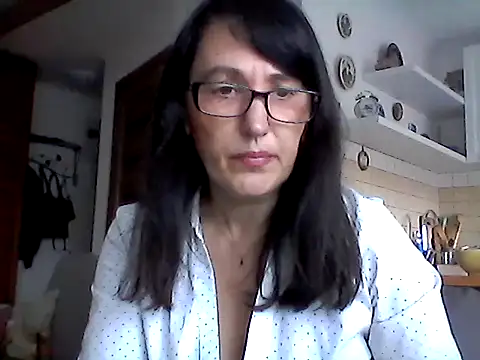 Snapshot of Elena48324 chatting on April 25, 12:41 pm Elena48324 online show from April 25, 12:41 pm