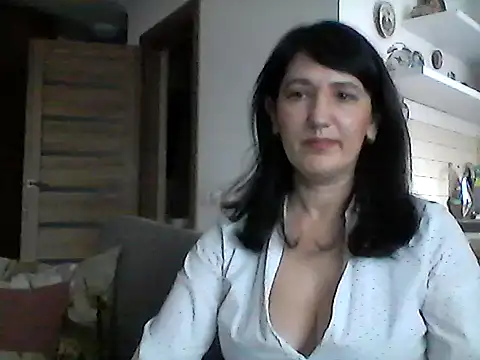 Elena48324 online show from February 8, 9:51 am
