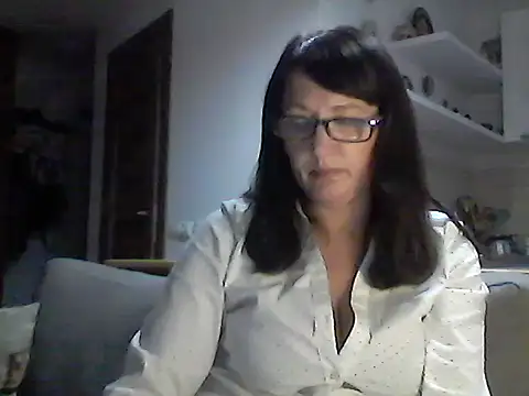 Elena48324 online show from November 9, 2:21 pm