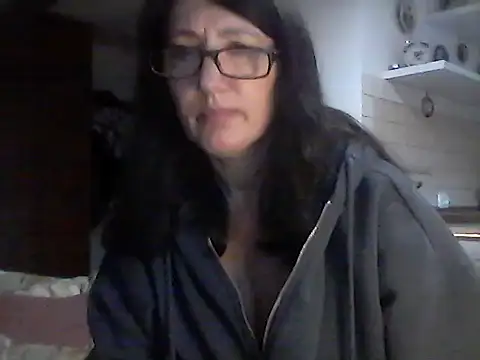 Elena48324 online show from December 21, 11:12 am