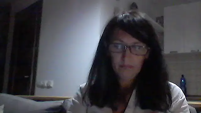 Elena48324 online show from September 9, 5:44 pm