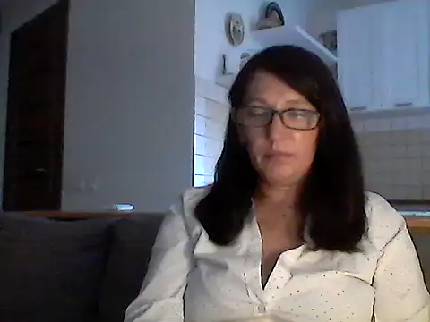 Elena48324 online show from September 26, 11:17 am