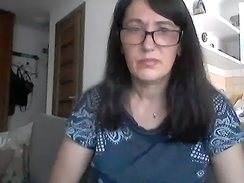 Snapshot of Elena48324 chatting on June 21, 10:10 am Elena48324 online show from June 21, 10:10 am