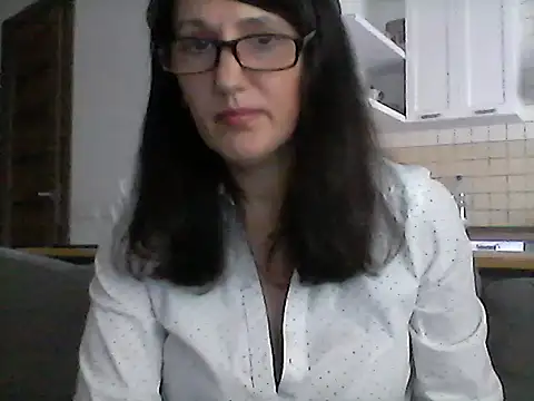 Elena48324 online show from October 17, 1:02 pm