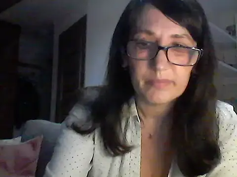 Snapshot of Elena48324 chatting on May 11, 5:54 pm Elena48324 online show from May 11, 5:54 pm