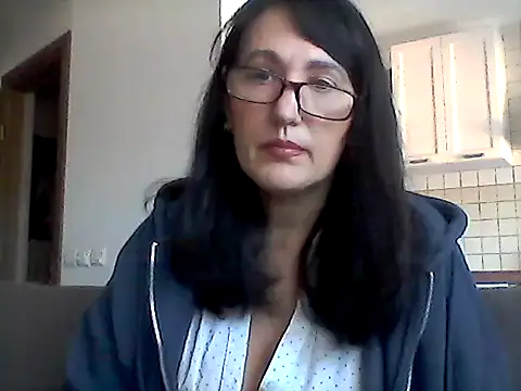 Elena48324 online show from March 6, 11:27 am