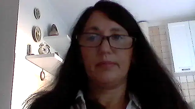 Elena48324 online show from September 12, 7:41 am