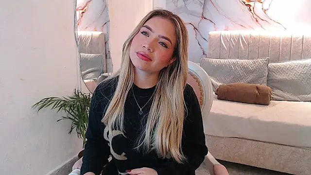 Snapshot of _Tiffany1 chatting on November 23, 5:34 pm Tiffany1 online show from November 23, 5:34 pm