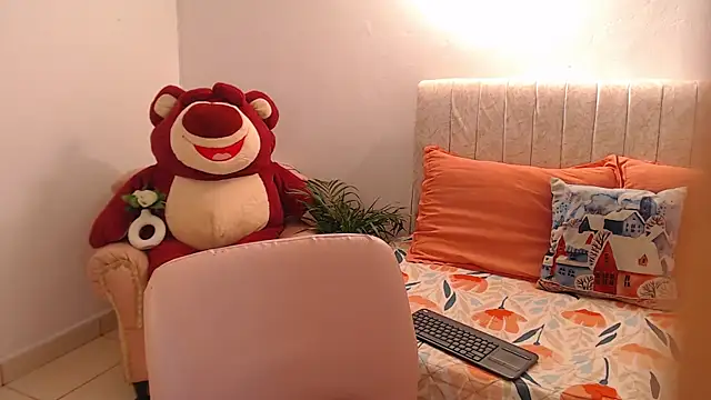 Snapshot of _Tiffany1 chatting on November 30, 4:52 pm Tiffany1 online show from November 30, 4:52 pm