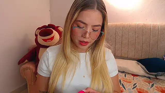  Tiffany1 online show from February 28, 1:38 am