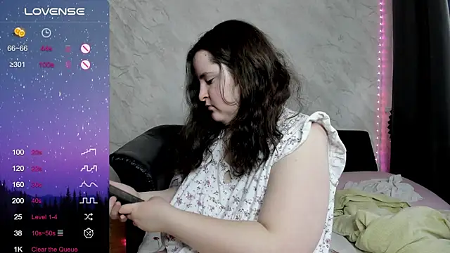 alice allens online show from October 6, 1:12 pm