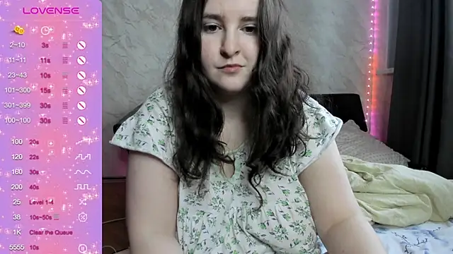 alice allens online show from November 30, 9:10 am