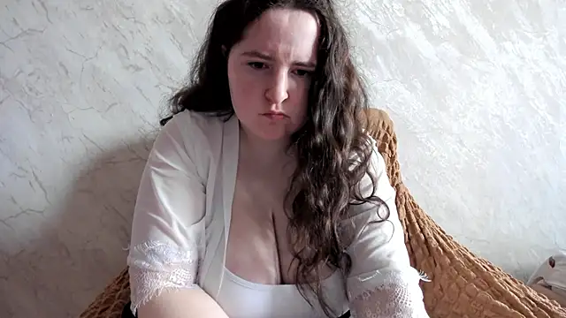 Snapshot of alice_allens chatting on May 29, 5:35 am alice allens online show from May 29, 5:35 am