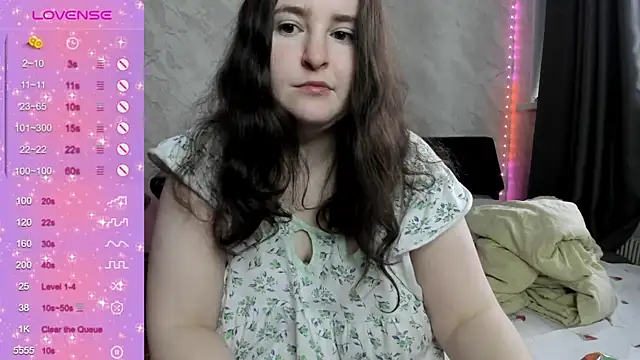 alice allens online show from November 15, 8:29 am