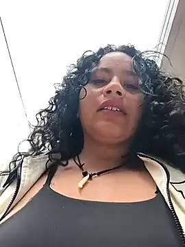 Yaya watson online show from June 13, 7:45 pm
