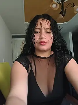Yaya watson online show from May 25, 6:17 pm