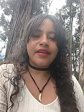 Yaya watson online show from February 17, 7:00 pm