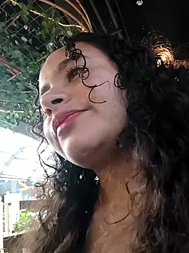 Snapshot of Yaya_watson chatting on November 7, 8:24 pm Yaya watson online show from November 7, 8:24 pm