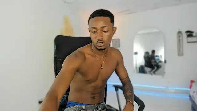 Snapshot of AbonySex69 chatting on November 27, 3:40 am AbonySex69 online show from November 27, 3:40 am