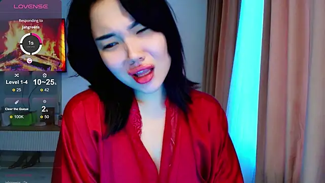 Snapshot of hwa_rin chatting on December 17, 3:44 am hwa rin online show from December 17, 3:44 am