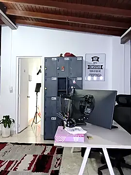 Zafiro  Brown online show from December 15, 9:04 am