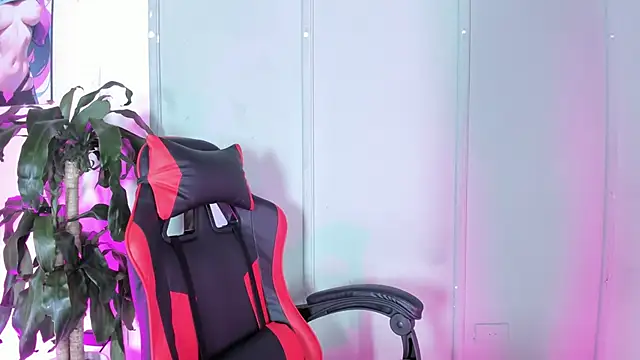 Zafiro  Brown online show from September 30, 12:33 pm