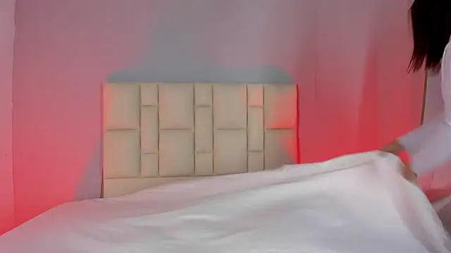 Zafiro  Brown online show from January 10, 12:00 pm